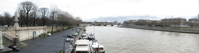 Panorama taken from Pont Alexandre III